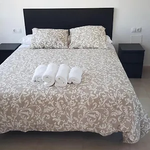 https://vivienda-vacacional-arisa.in-canary-islands.com