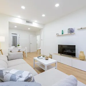 https://wintowinrentals-great-malaga-historic-center-free-parking.hotelsinnerja.org