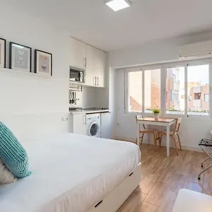 https://lucia-malagueta-7.hotelsinnerja.org